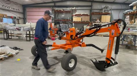 liberty 360 degree rotation towable mini excavator